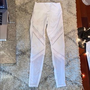 NWOT Alo Yoga Epic Legging